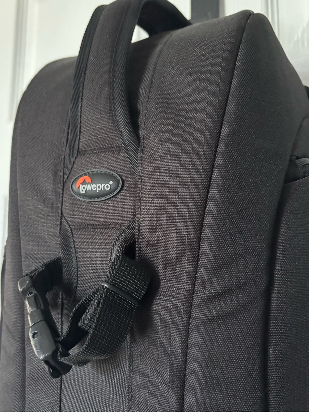 Lowepro Camera Backpack - Picture 5 of 15